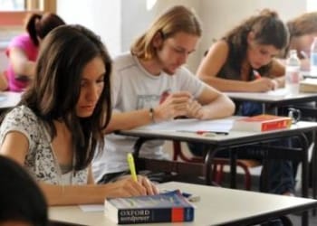 scuola_maturita_compito3R400