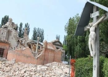 terremoto_crocifisso_r439