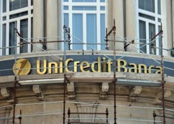 unicredit_ristrutt_R375