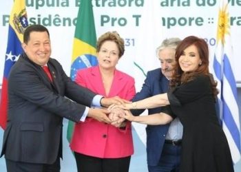 Chavez_Rousseff_Kirchner_MujicaR439