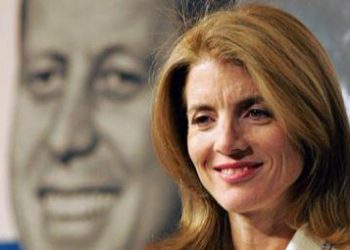 Kennedy_CarolineR375_17dic08