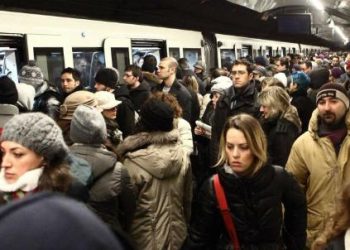 passeggeri-metro_R439