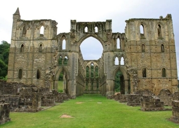 rievaulx_abbazia_chiesa_medioevo_cultura_phixr
