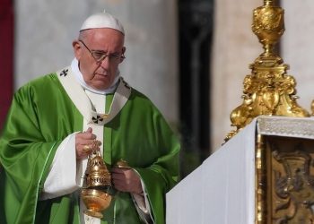 papa_francesco_sinodo_1_lapresse_2018