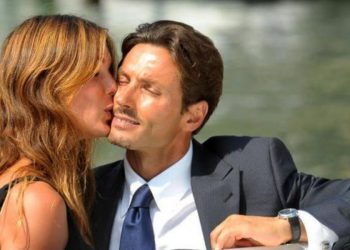 Silvia Toffanin bacia Pier Silvio Berlusconi