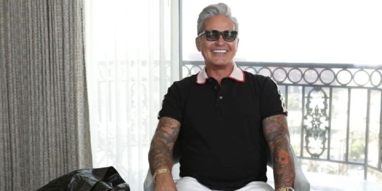 Oribe Canales, Instagram