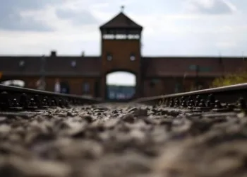 Olocausto, immagini di repertorio da Twitter