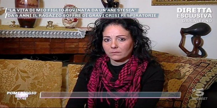 “Mio figlio di 11 anni rovinato da anestesista”