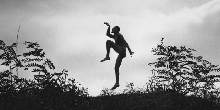 Riproduzione su licenza: Ministère de la Culture / Médiathèque de l’architecture et du patrimoine / Dist Rmn-GP © Donation André Kertész