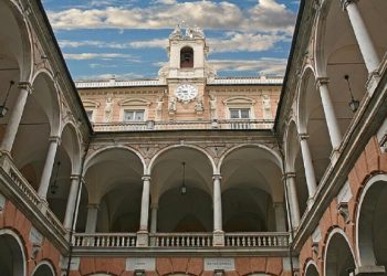 allarme bomba genova