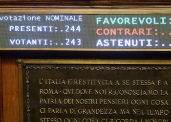 Senato approva legge su taglio parlamentari