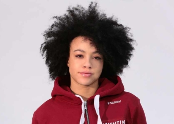 Valentina Vernia ad Amici di Maria De Filippi