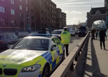 Polizia Coronavirus UK