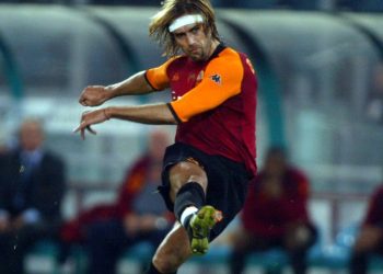 Batistuta: “Mio figlio lavora in copisteria? È un regalo” (La Presse)