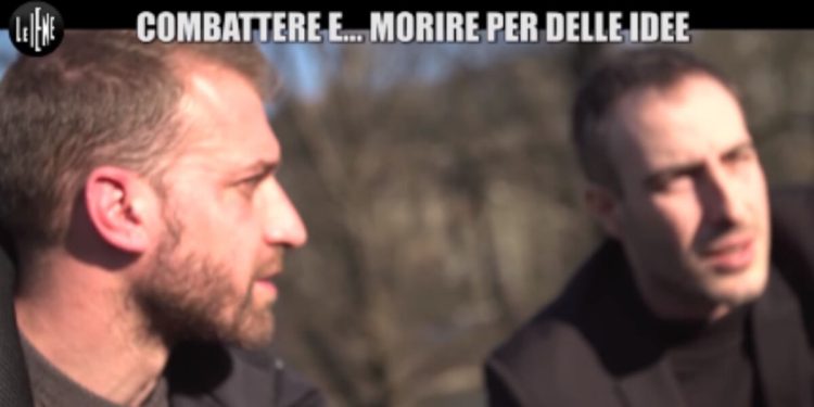 Combattono contro l'Isis come Lorenzo Orsetti (foto da Facebook Iene)