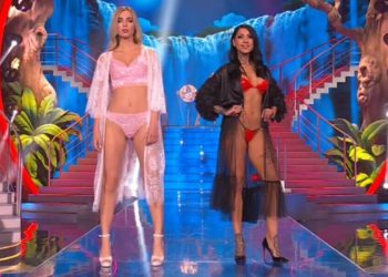 Sfilata intimo Ciao Darwin 2019