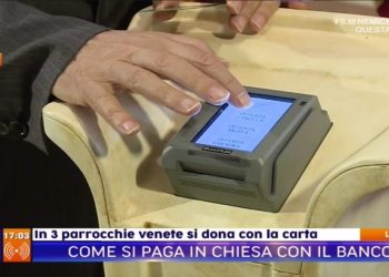 Come si paga in chiesa col bancomat (La Vita in Diretta)