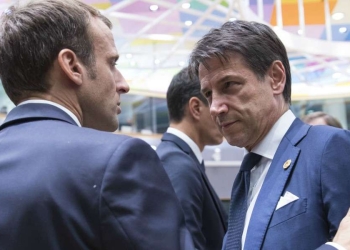 Emmanuel Macron e Giuseppe Conte (LaPresse)