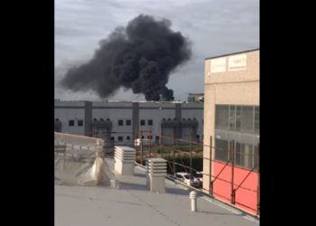 Incendio in fonderia Costa di Mezzato (foto da Facebook)