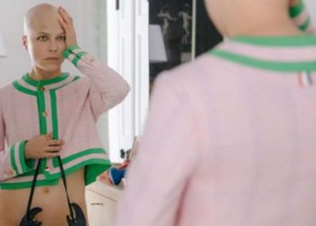 Selma Blair, foto nuda dopo la chemio (foto Instagram)