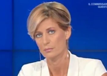 Unomattina, la parolaccia della giornalista (foto Twitter)