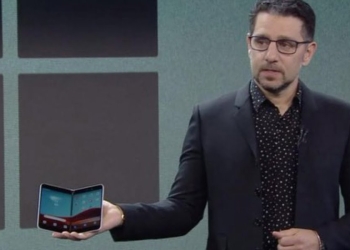 Surface Duo di Microsoft