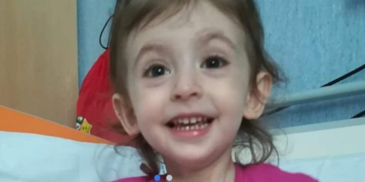 Elisa, bambina malata di leucemia