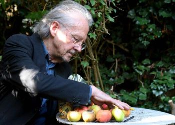 Il premio Nobel per la letteratura 2019 Peter Handke (1942) (LaPresse)