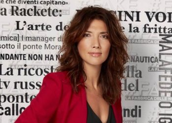 Valentina Petrini conduce Fake