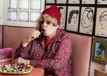 Alkee Willis, autrice Friends