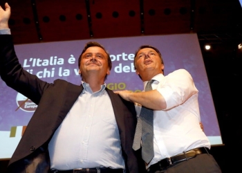 Foto LaPresse - Mourad Balti Touati
20/05/2019 Milano (Ita) - Largo Gustav Mahler
Cronaca
In vista dell'elezioni Europee un incontro organizzato dal Partito Democratico presso l'Auditorioum di Largo Mahler con Matteo Renzi e Carlo Calenda
Nella foto: Matteo Renzi con Carlo Calenda