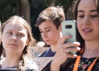 Federica Gasbarro vicino a Greta Thunberg (foto Instagram)