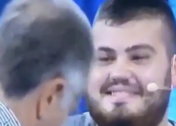 Bonolis maledetto in sardo da concorrente (foto Instagram)