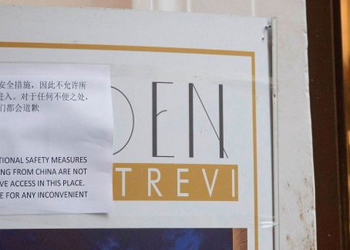 Cartello choc contro i cinesi a Roma