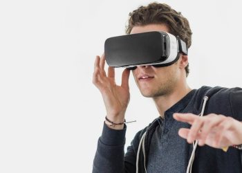 Visore VR realtà virtuale