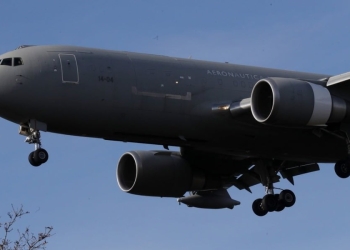 Coronavirus, aereo italiano