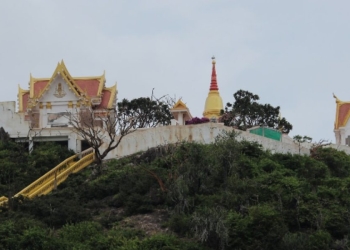 Wat Khao Chong Kaeo (Foto: Google)