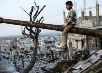 Un bambino siriano, foto YASIN AKGUL/AFP/Getty Images)