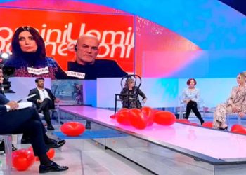 Gemma Galgani attacca Barbara De Santi a Uomini e Donne - Screenshot da video