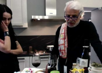Michele Placido e Federica Vincenti in collegamento con La vita in diretta - Screenshot da video