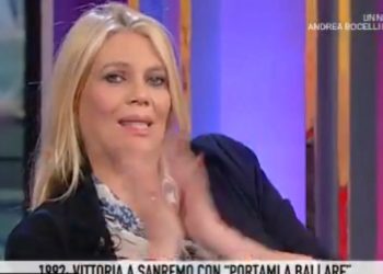 Eleonora Daniele si commuove (Storie Italiane)