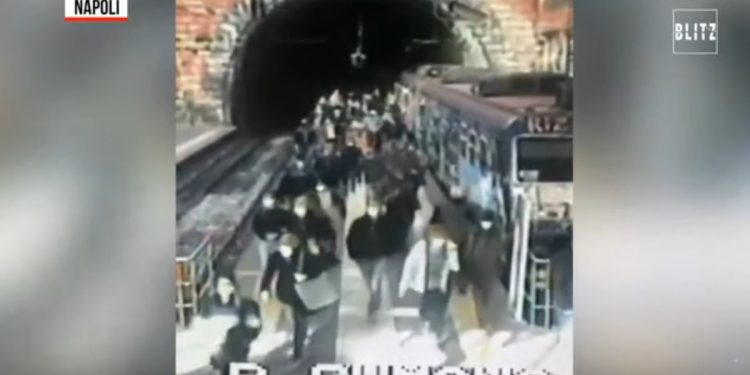 Ferrovia Cumana oggi (Youtube)