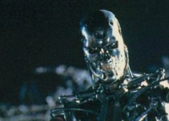 Il cyborg T-1000 di Terminator 2 (da Facebook)