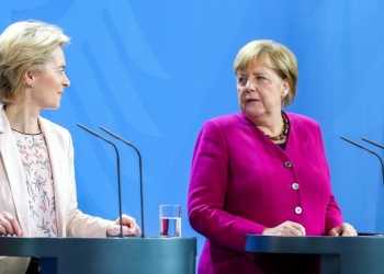 Von der Leyen Merkel Germania Ue