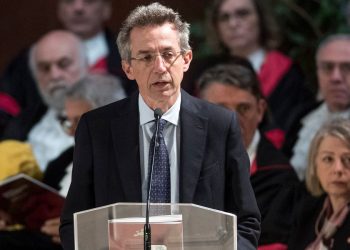 sondaggi elezioni napoli