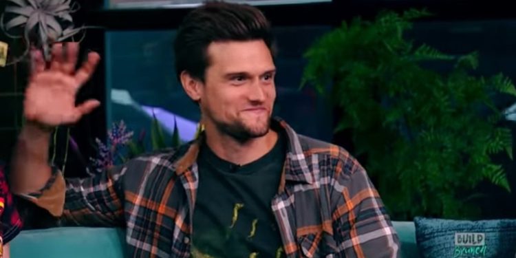 Hartley Sawyer (Youtube)