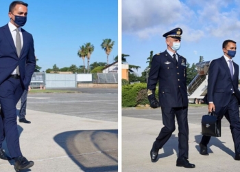 Di Maio e il mistero delle due foto su Twitter