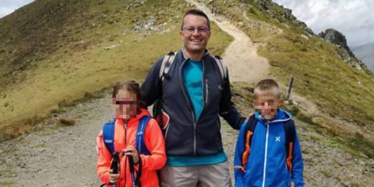 Mario Bressi e i figli (Foto: Facebook)