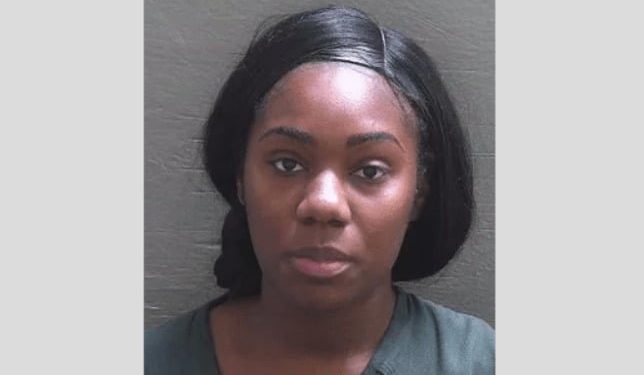 La madre arrestata per aver curato il figlio con l'eroina