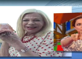 Andrea Delogu, gaffe con Sandra Milo a La Vita in diretta